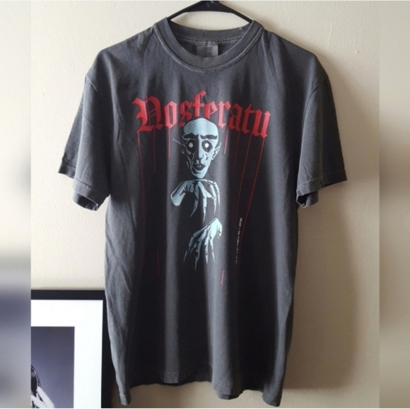 New Black Vintage Retro Horror Nosferatu Vampire Graphic Tee - Picture 2 of 9